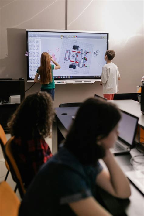 Technology's Role in Modern Education Today