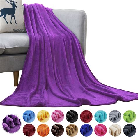 Howarmer Plush Super Light Fleece Throw Blanket, Cozy for Adults Bed ...