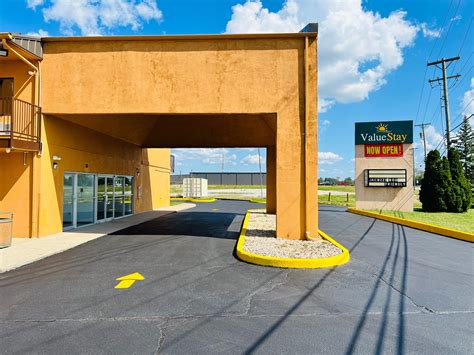 Value Stays by OYO I-64, OYO Hotels Winchester KY, Book @ $138 - OYO