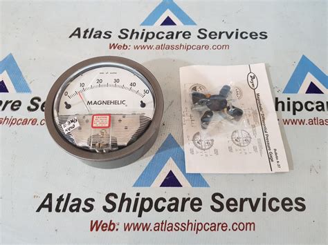 Dwyer Series 2000 Magnehelic Differential Pressure Gauge – Atlas ...