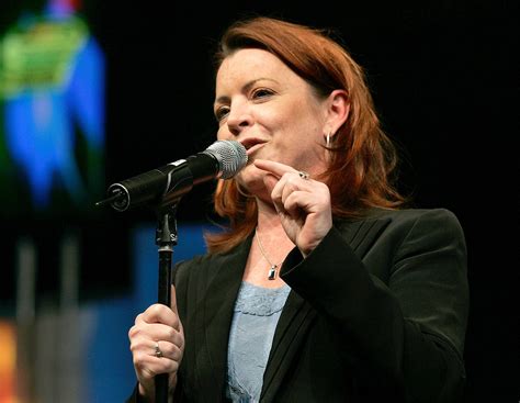 Kathleen Madigan talks Netflix, social media and politics before ...