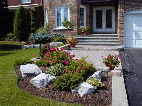23 Small Front Garden Landscape Design Ideas You Should Check | SharonSable