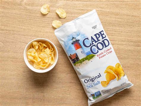 I Asked 5 Food Editors To Name the Best Potato Chips, and They All Said ...
