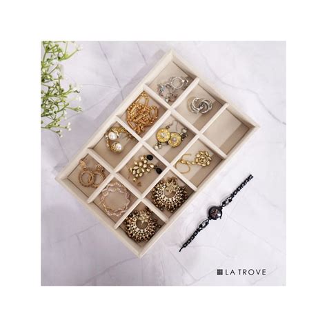 Buy La Trove Premium Cream Velvet 12-Grids Jewellery Storage Organizer ...