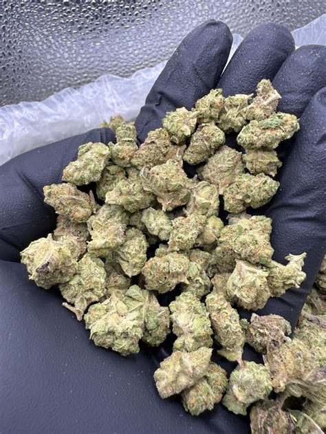 Wholesale & Bulk THCa - Indica & Sativa Strains - Smoke Kind