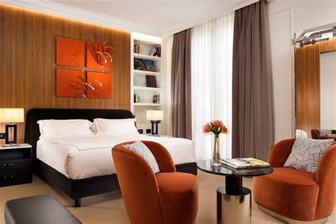 THE FIRST ROMA DOLCE (Rome) - Hotel Reviews, Photos, Rate Comparison ...