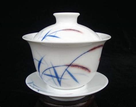 粉彩盖碗-瓷器-产品展示-苏州微拍文化产权交易有限公司