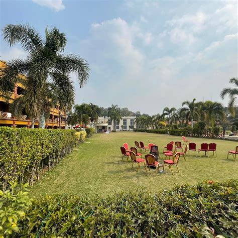 ORANGEPETAL EXOTIC NUCLEUS HILL VIEW (Jhalida) - Hotel Reviews & Photos ...