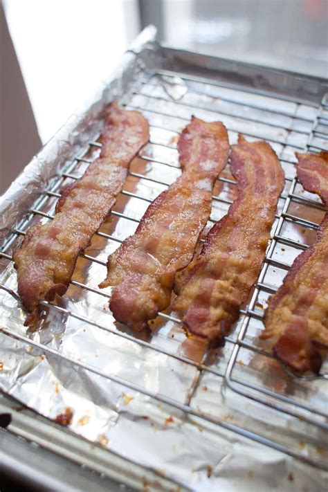 How to Cook Bacon in the Oven (425°) - Lauren's Latest