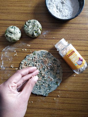 Taiyaba's Sarson Saag Paratha