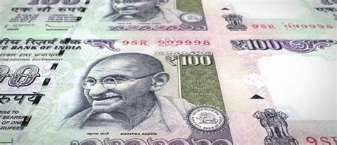 Is the Rupee Overvalued or Undervalued? - The Wire