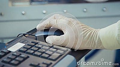 Computer Mouse Glove 的图像结果