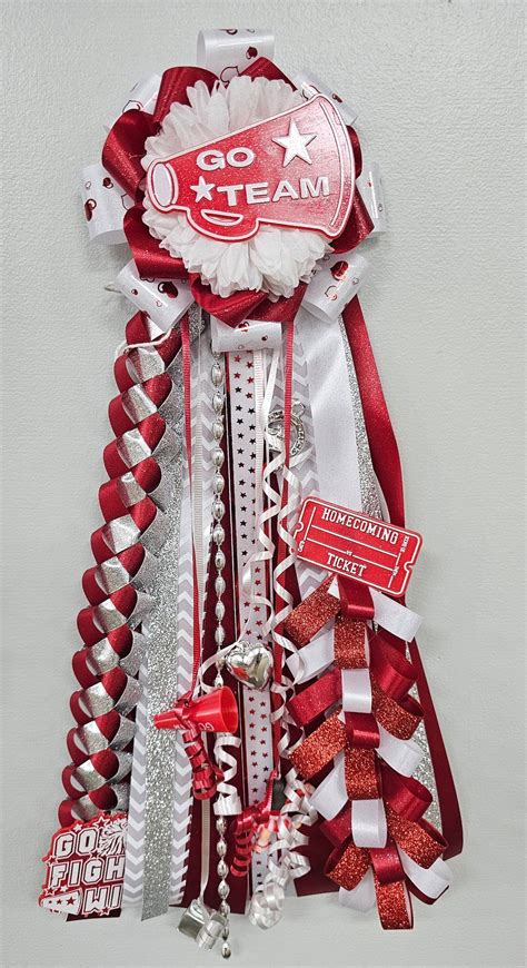 Basic Small Homecoming Mum - Homecoming Mum - Football Spirit - Its A ...