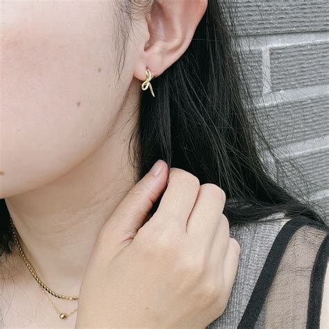Ribbon Hoop Earring | owol.
