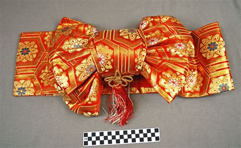 Private Site | Japanese outfits, Obi, Japanese kimono