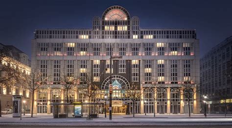VIENNA MARRIOTT HOTEL - Hotel Reviews, Photos, Rate Comparison ...