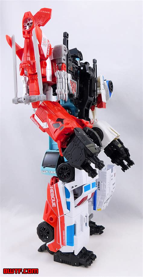Image result for Combiner Wars Defensor