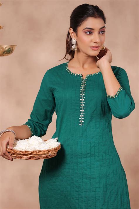 Buy Womens Bottle Green Embroidered Pure Cotton Straight Kurta 30368 ...