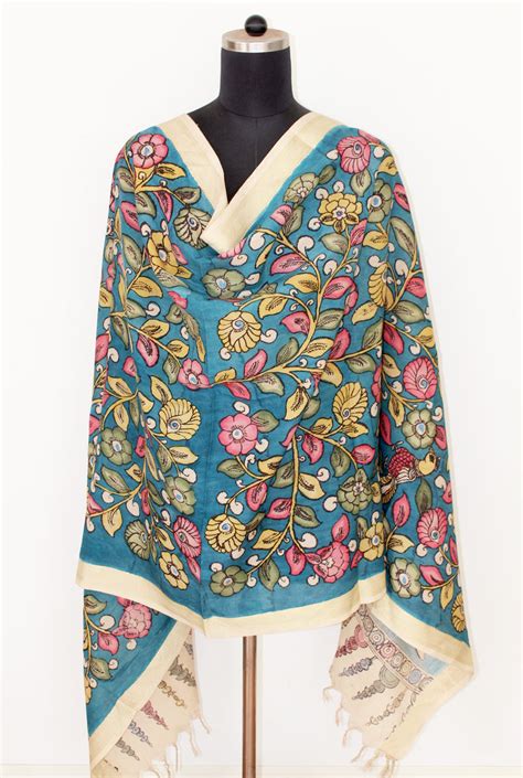 Stoles & Dupattas – malayitha.in