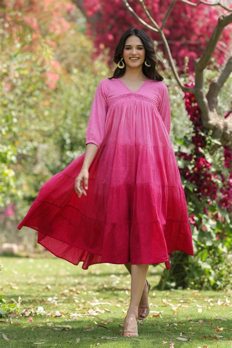 A Creative Indian Brand Fusing Tradition & Trends – Savi India