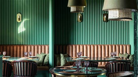 This Amritsar cafe resembles an emerald dipped in gold | Architectural ...