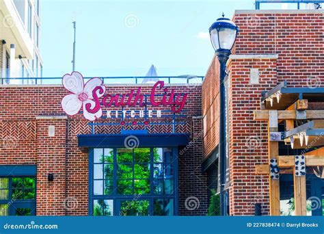 South City Kitchen in Avalon Editorial Stock Image - Image of stores ...