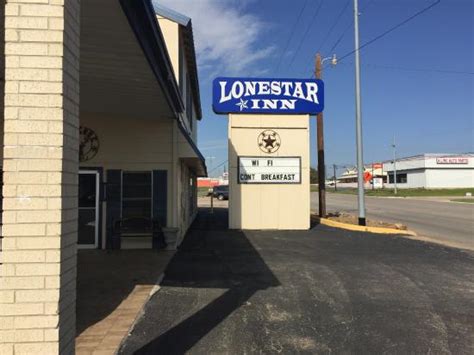 LONE STAR INN (Llano) - Motel Reviews, Photos, Rate Comparison ...