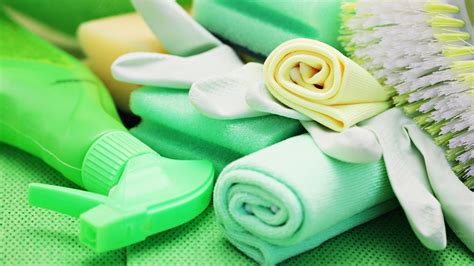 Ultimate Vacation Rental Cleaning Tips for Owners - Midway Vacations