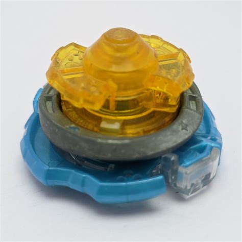 TAKARA TOMY Jail Jormungand Beyblade Burst - Red Eye Merch
