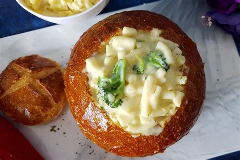 Instant Pot Panera Copycat Broccoli Cheddar Mac & Cheese Bread Bowl ...