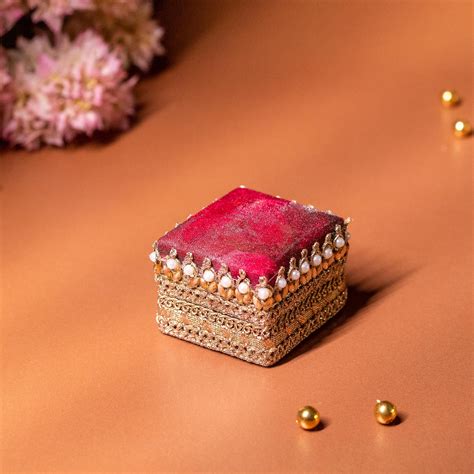 Surkh Ring Box – Pataaree Studios Pvt Ltd