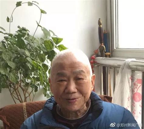 好心人助力！郑州85岁老人走失十四小时被找到_大豫网_腾讯网