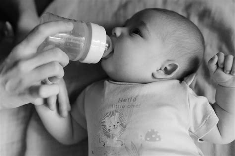 Why Do My Breast Itch While Pumping: Causes and Solutions – MomMed