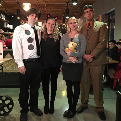 Jim And Pam Halloween Costume Episode - 443 Traveling