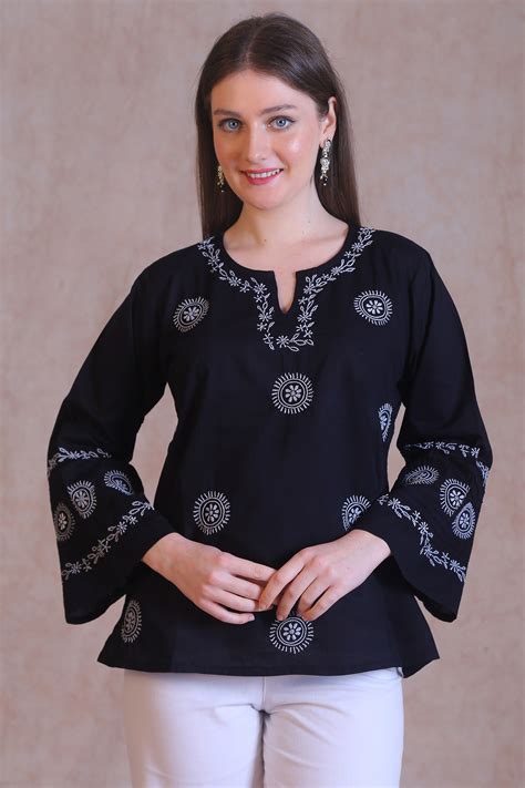 Chikankari & Ethnic Wear | Illica Designs – Handcrafted Elegance ...