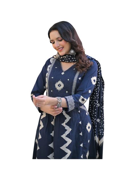 Buy Ethnic Wear for Women Online | Roopkala Heritage