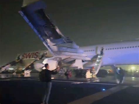 Delhi-Zurich Flight Engine Fire | 6 Injured