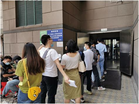 中国游客落地签拒付小费排队6小时，泰国廊曼机场四名官员被调查_工作