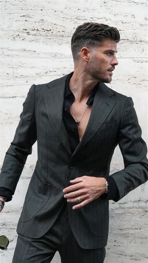 Hand Some Men in Suits 的图像结果