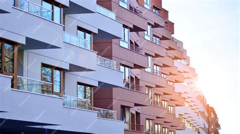 Building Apartment 的图像结果