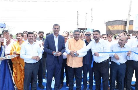 Ashok Leyland inaugurates dealerships in Faridabad, Greater Noida ...
