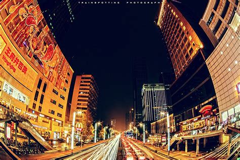 广西南宁：夏日夜经济升温-人民图片网