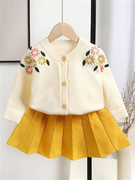 Young Girl Floral Embroidered Single-Breasted Cardigan And Pleated Knit ...