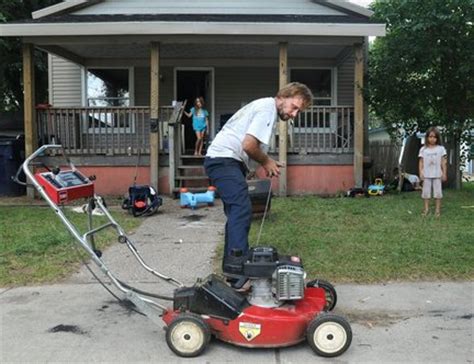 Tagliaerba a scoppio non parte: cosa esaminare e cosa fare!