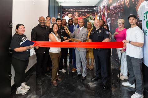 STIIIZY Ribbon Cutting | Hawthorne, CA