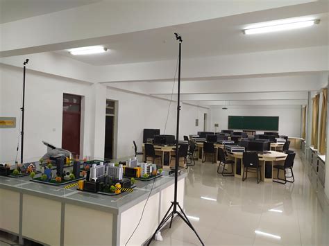 商品摄影实训室 | 湖南机电职业技术学院