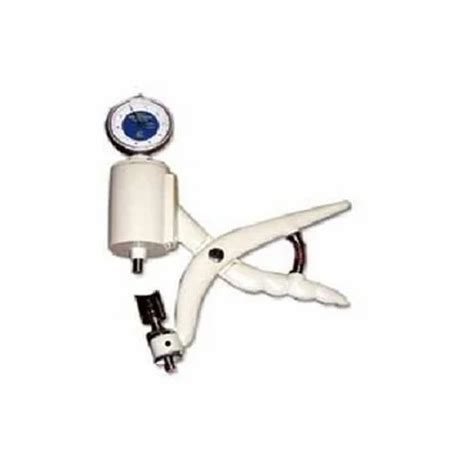 Pharmacy - Lab Centrifuge Machine Digital with 5200 RPM Exporter from ...