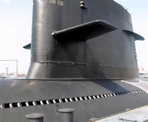 潜水艇外形结构图,潜艇部位名称简图 - 伤感说说吧