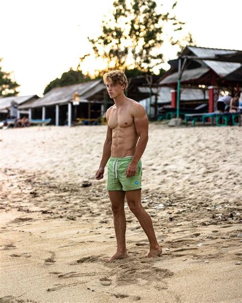 Hagen Richter Model Muscles 的图像结果