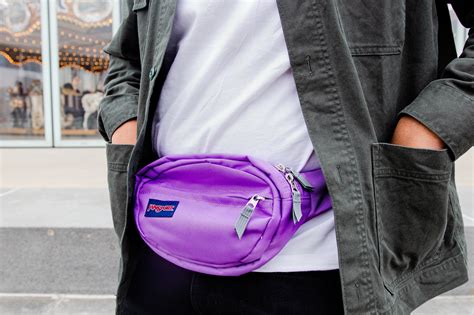 Fanny pack stores near me online